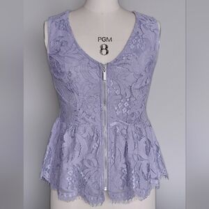 VENUS Lavender Lace Sleeveless Top